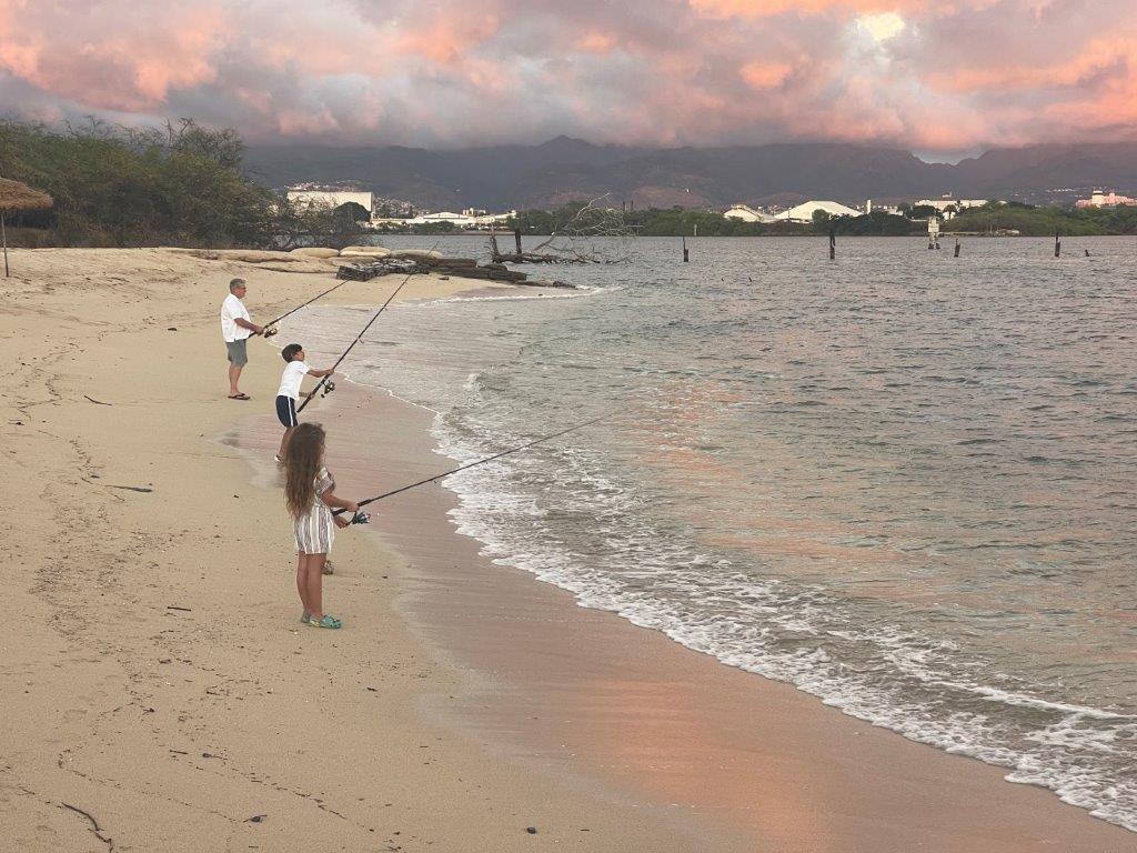 Kristen, John & Deanna at Hawaii Kai Marina